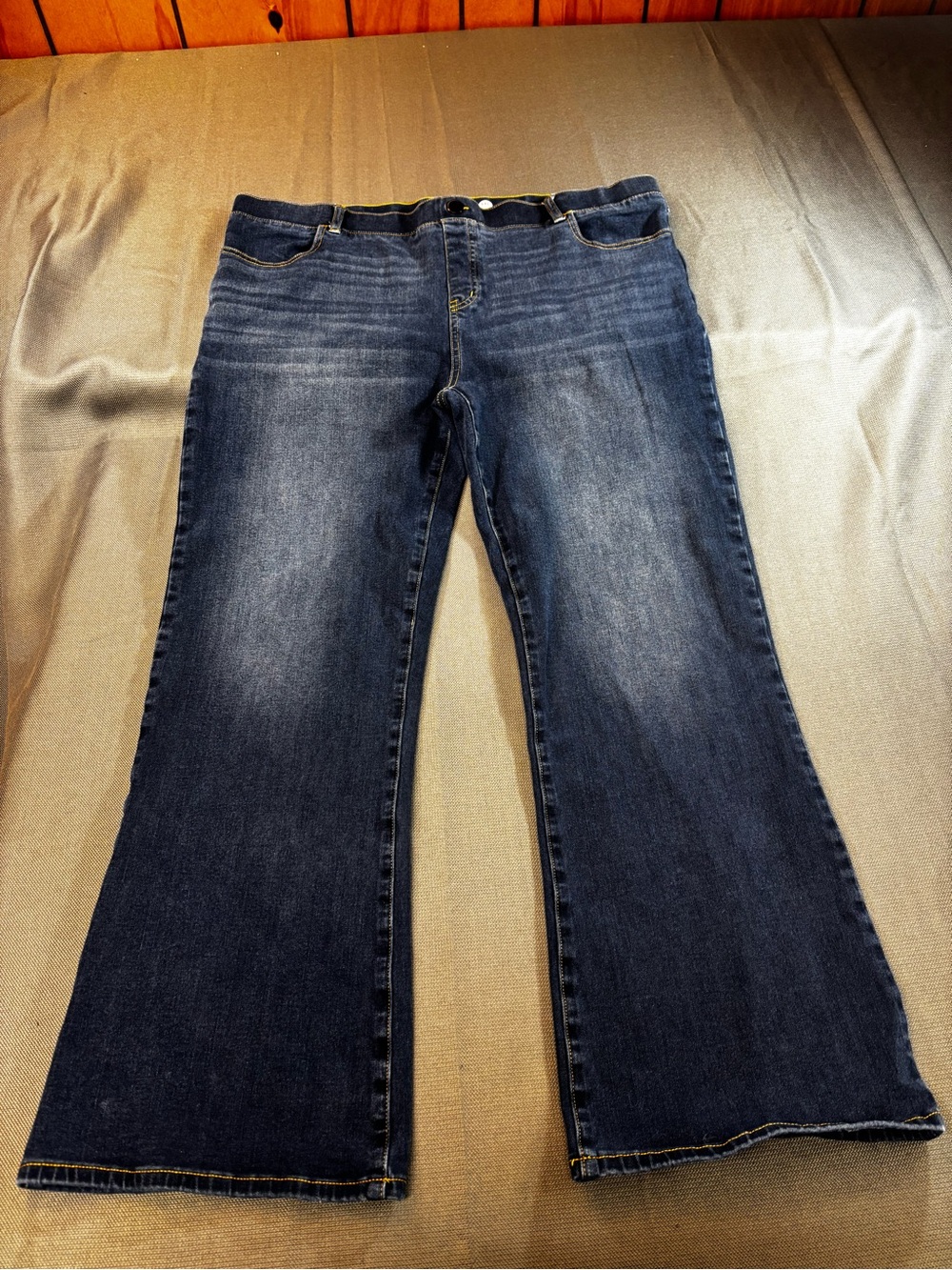 Betabrand women’s XXL high-rise, pull on, boot cut denim jeans in medium wash